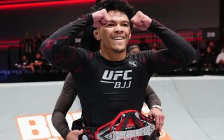 Photo via MMA Mania