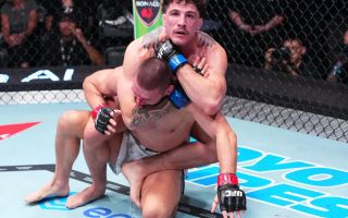 Photo via MMA Fighting