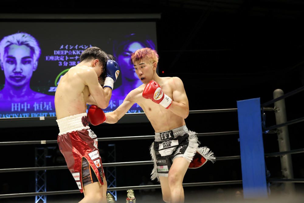 DEEP KICK: Tanaka beats Kawamoto, reaches -55kg title tournament final